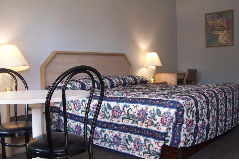 Celebration Inn Lewisburg Szoba fotó
